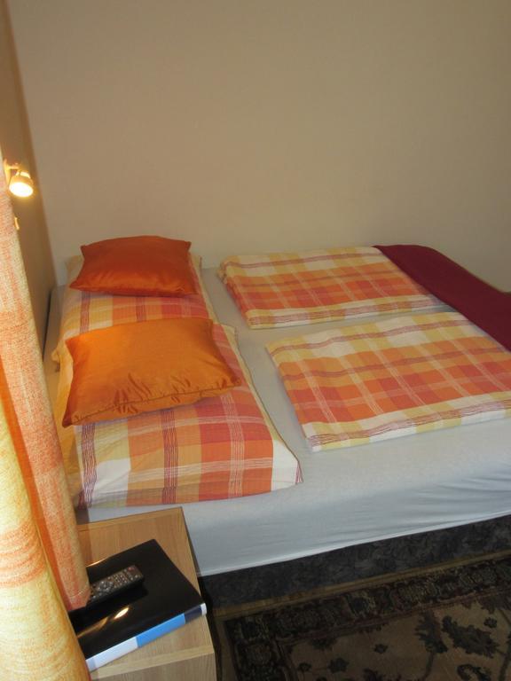 Suele Apartments & Rooms بالاتونفوريد الغرفة الصورة